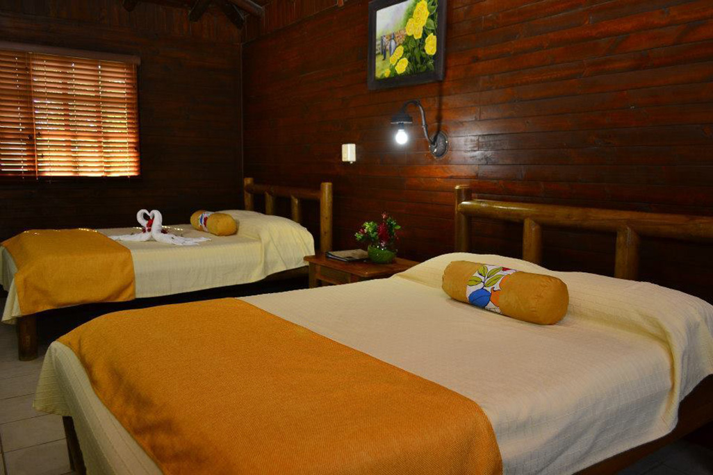 Buena Vista Lodge-Lake Room